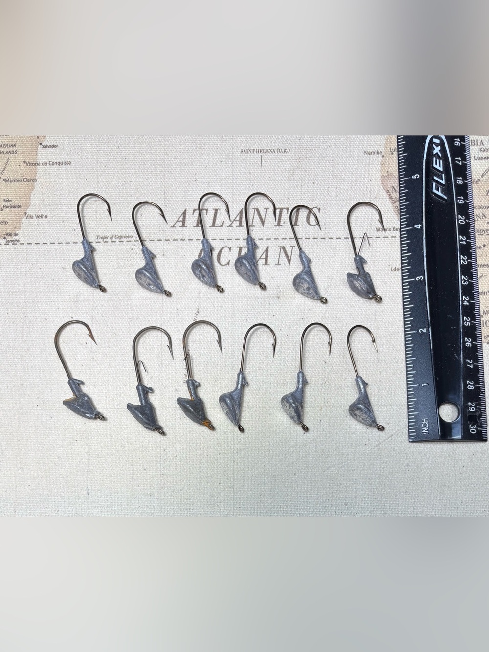Shad Head•Jigheads•Swim Baits•Dbl Barb•1\2”•2”•1/4 Oz•Saltwater Ready•Dead Stock